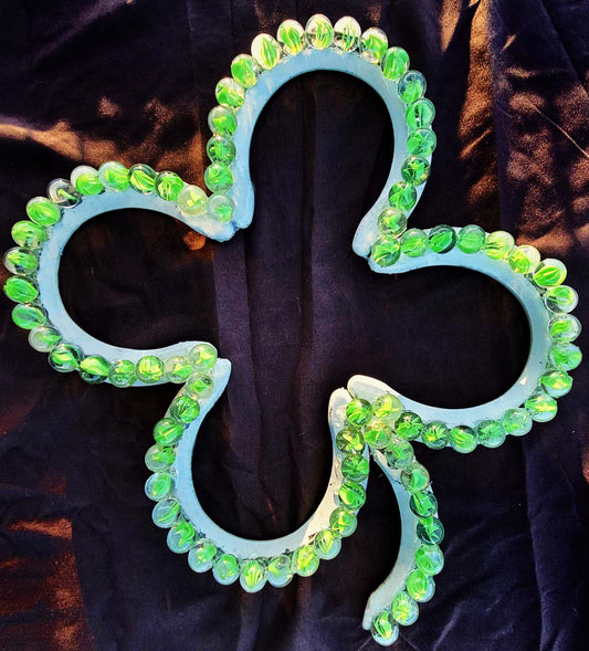 Steel Wall Hanging Horseshoe Shamrock with Cat's Eyes- Color: White & Green